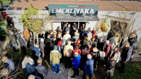 Karşıyaka’nın çınarları ‘Emekli Yaka’da buluşuyor