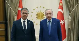 İZMİR’DE SİYASİ DENGELER SIFIRLANIYOR! Gözler Çarşamba Günü Ankara’ya Çevrildi