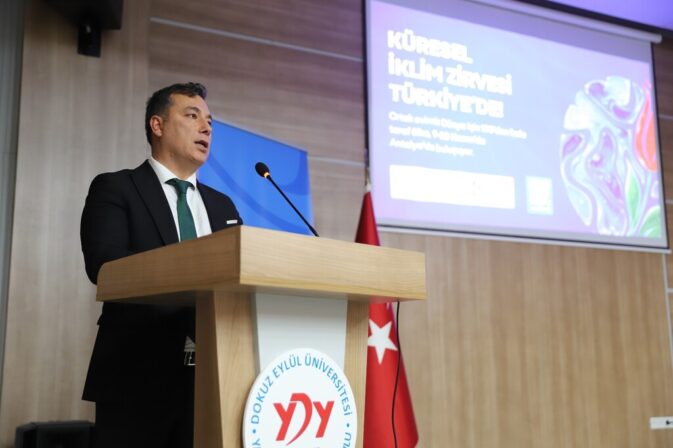 COP31 TÜRKİYE GÖNÜLLÜLÜK PROGRAMI DEÜ’DE ÖĞRENCİLERLE BULUŞTU