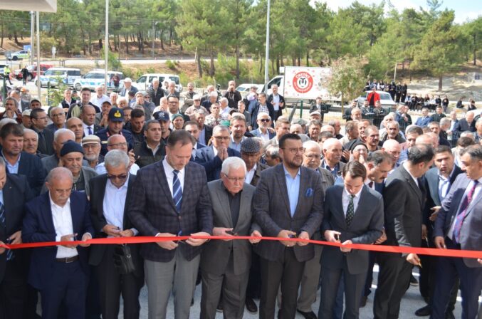 ŞEHİT MAKBULE HANIM KUR’AN KURSU VE UYGULAMA CAMİİ GÖRKEMLİ BİR TÖRENLE AÇILDI