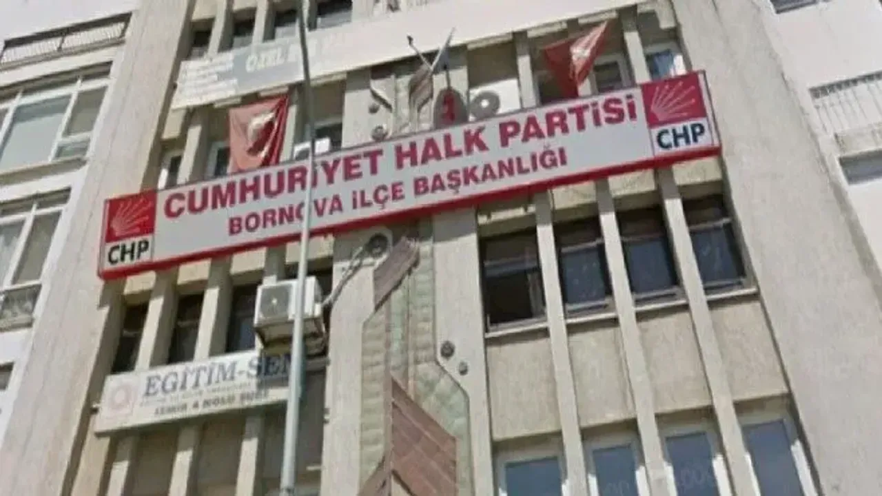 CHP Bornova’da görev değişimi: Hüseyin Alkaç ilçe başkanlığına getirildi