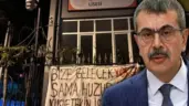 Bakan Yusuf Tekin’e pankartlı protesto: 2 öğrenci gözaltında